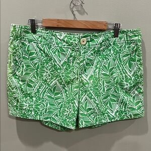 Lilly Pulitzer Callahan Chino Shorts Green Bean Giraffe